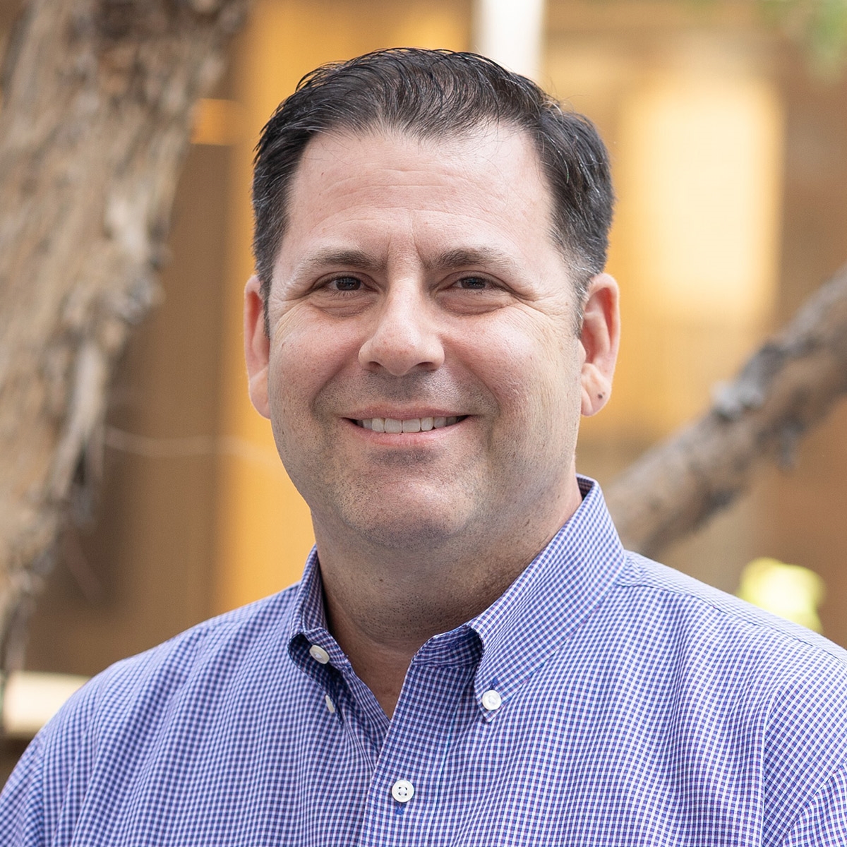Portrait of Eddie Laufer Vice President, Legal - West Transactions at Regency Centers