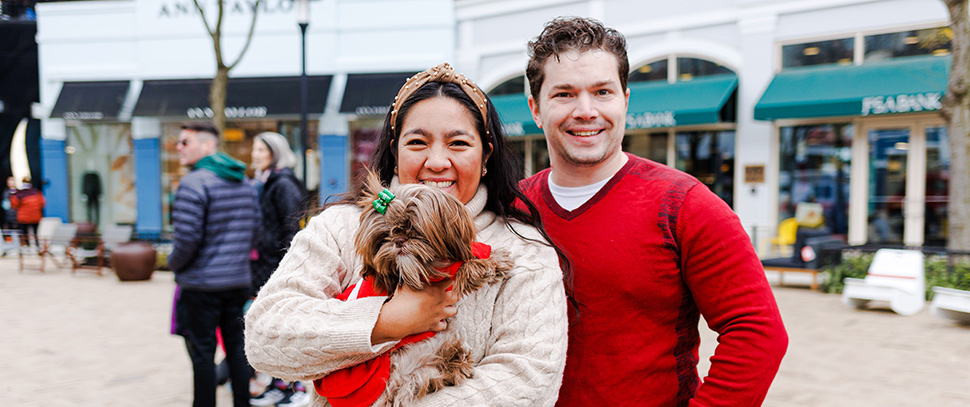The Crossing Clarendon - Santa Paws Event